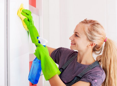 Airbnb turnover cleaning for a SW17 short-let property